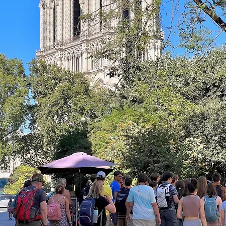 Serenity, Meditation At Notre Dame Апартаменты *